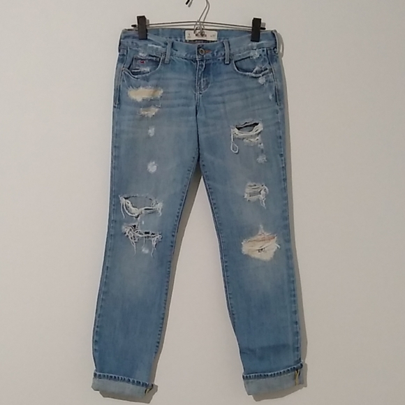 Hollister Light Wash Distressed Boyfriend Jeans 27 - Picture 1 of 6